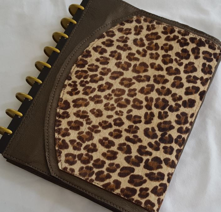 Reversible Wrap-Around Leather Discbound Notebook Cover –  DiscboundMarketplace